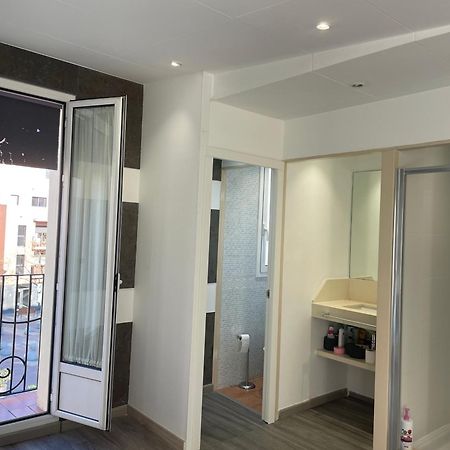 Apartamentos Barcelona - Iberia Экстерьер фото