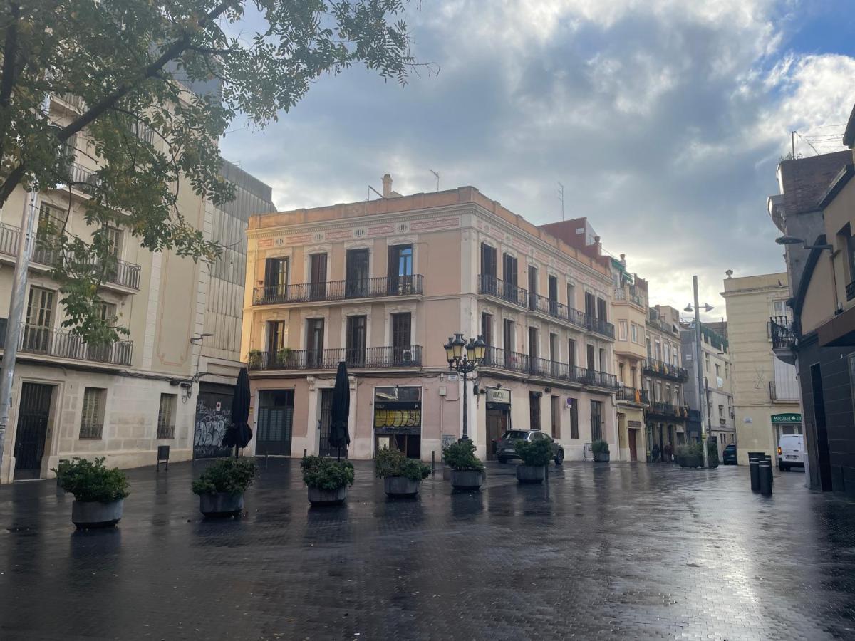 Apartamentos Barcelona - Iberia Экстерьер фото