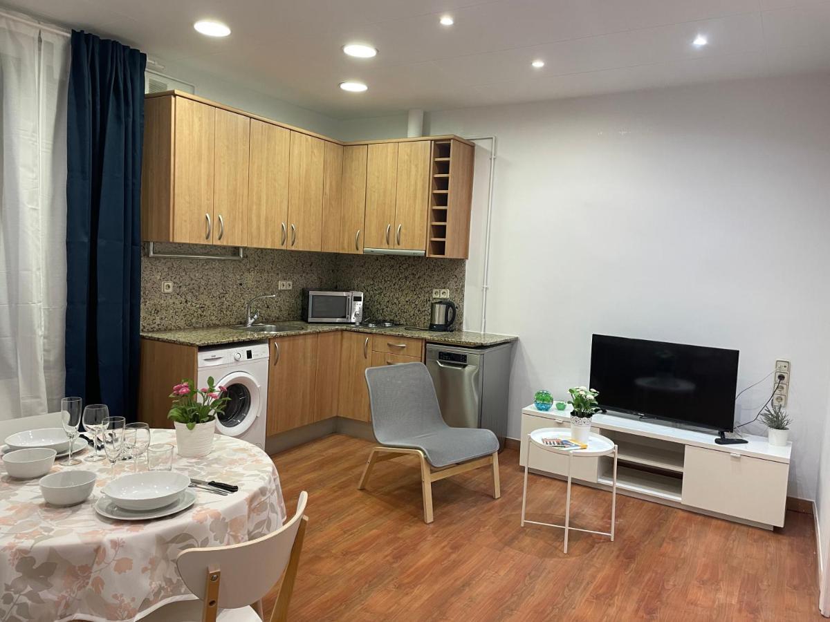 Apartamentos Barcelona - Iberia Экстерьер фото