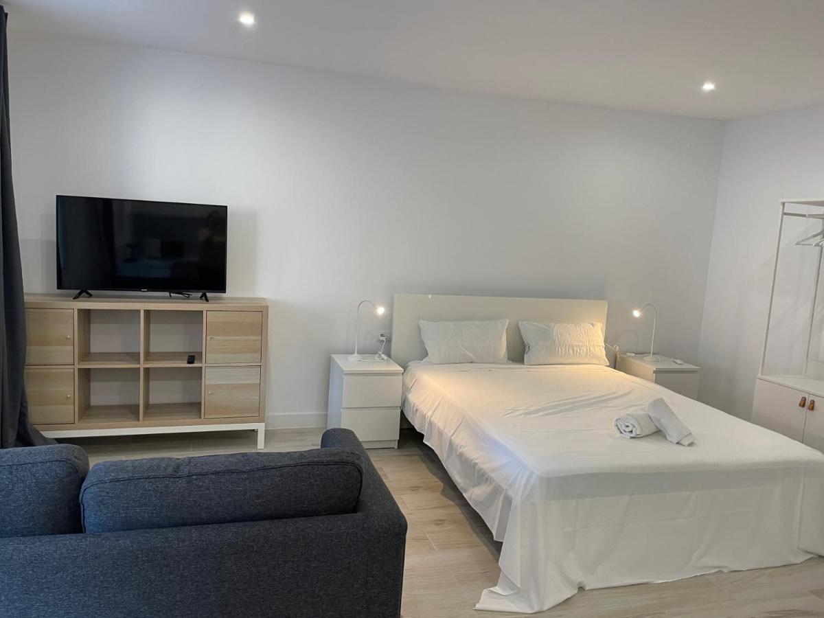 Apartamentos Barcelona - Iberia Экстерьер фото