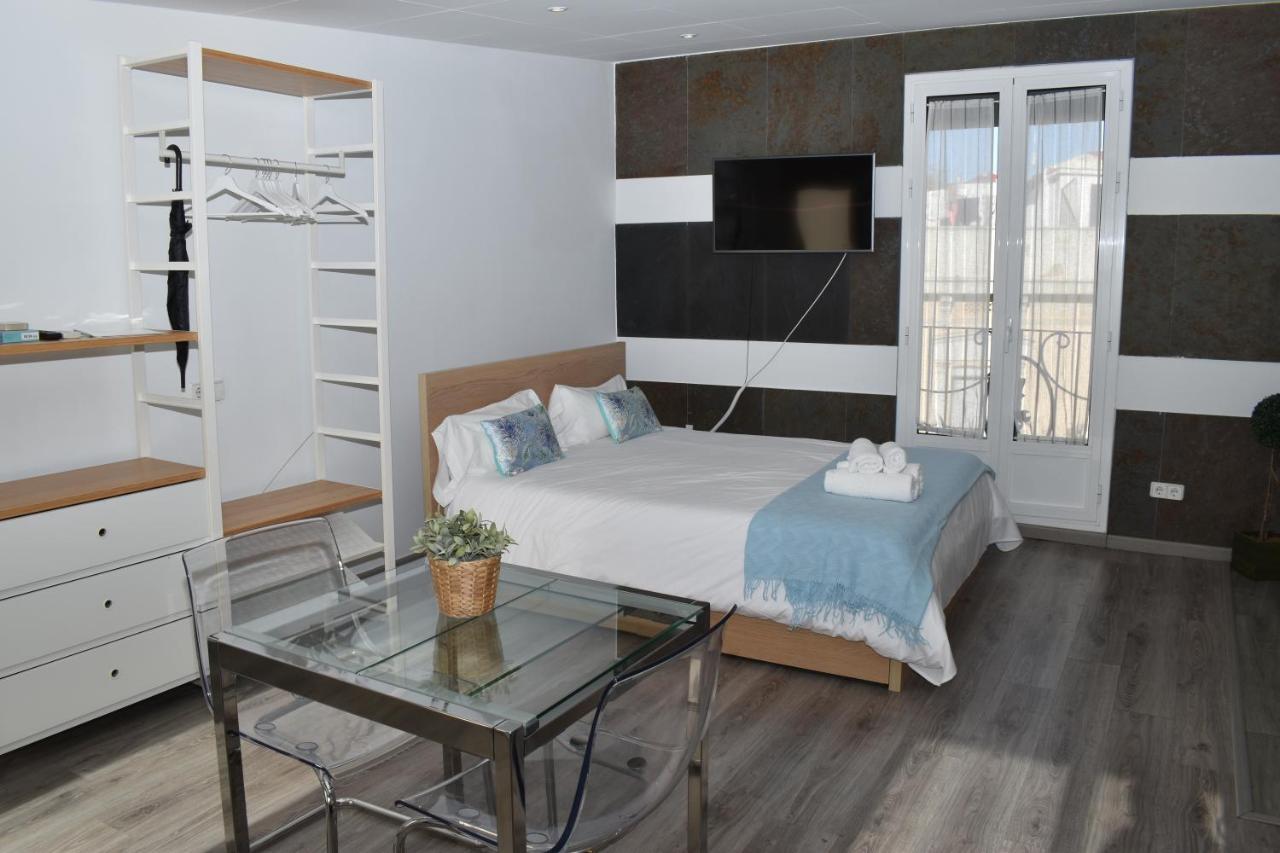 Apartamentos Barcelona - Iberia Экстерьер фото
