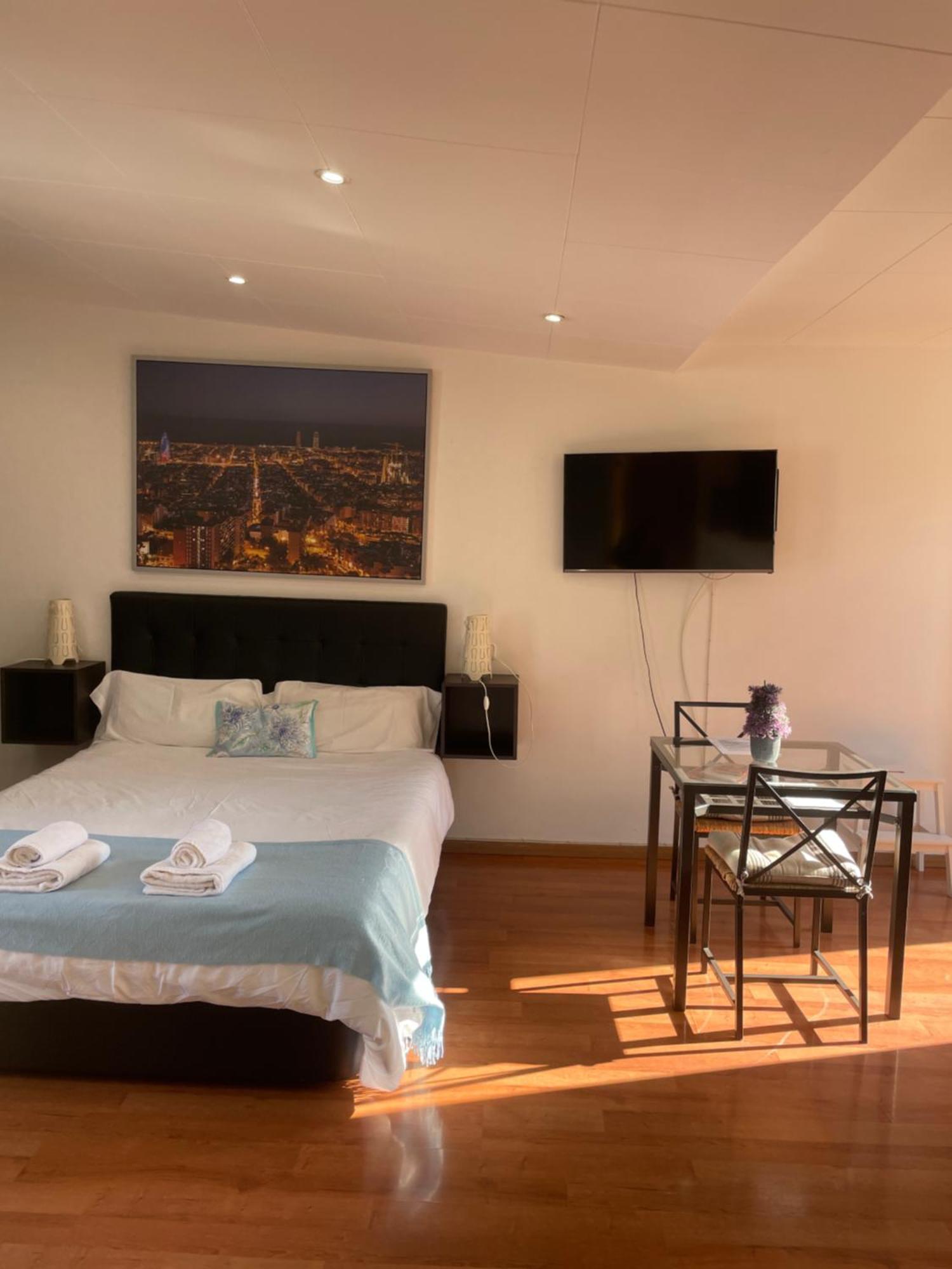 Apartamentos Barcelona - Iberia Экстерьер фото