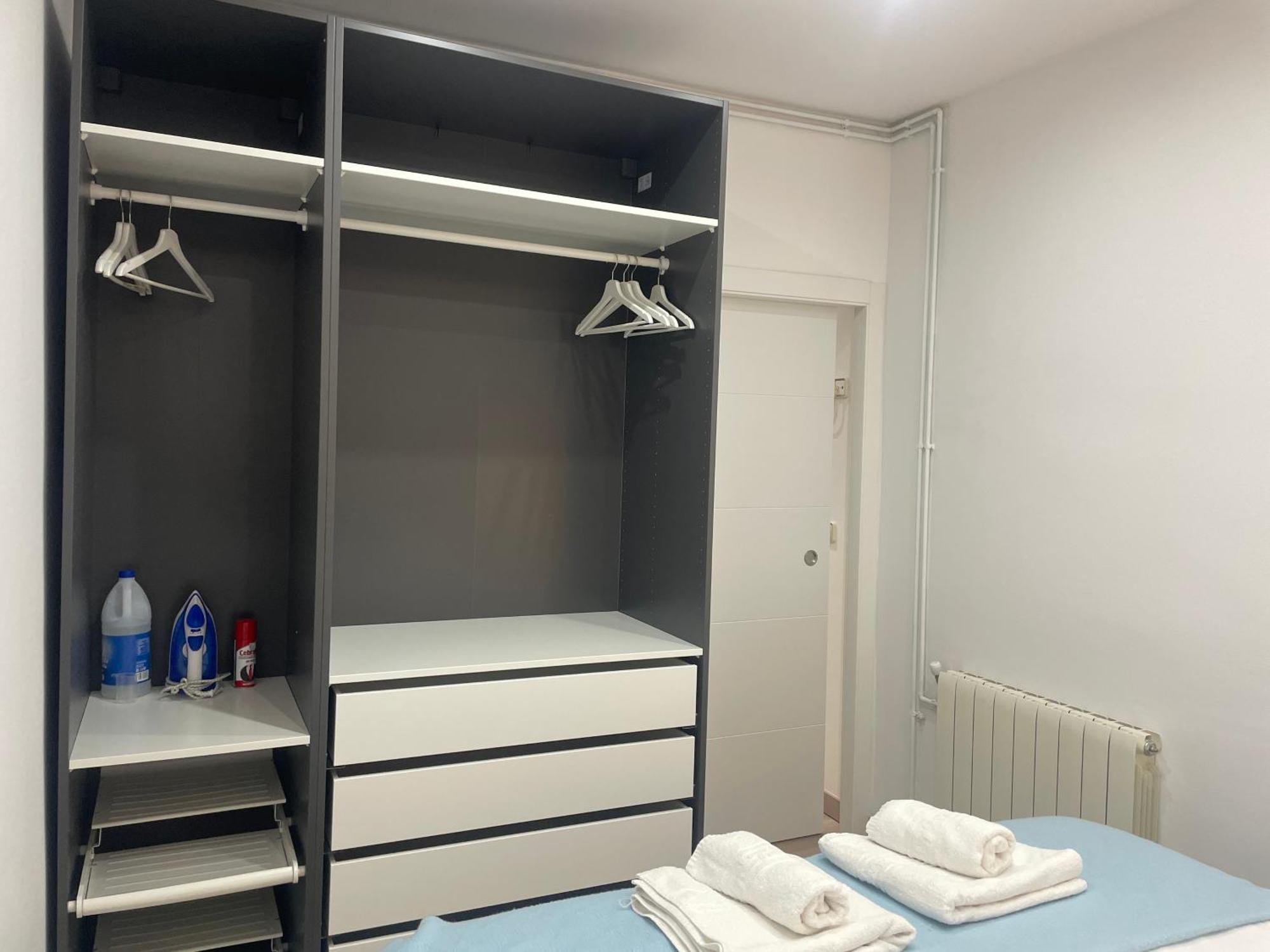 Apartamentos Barcelona - Iberia Экстерьер фото