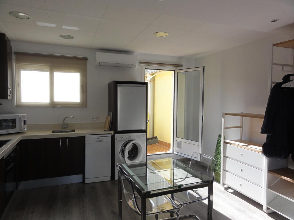Apartamentos Barcelona - Iberia Экстерьер фото